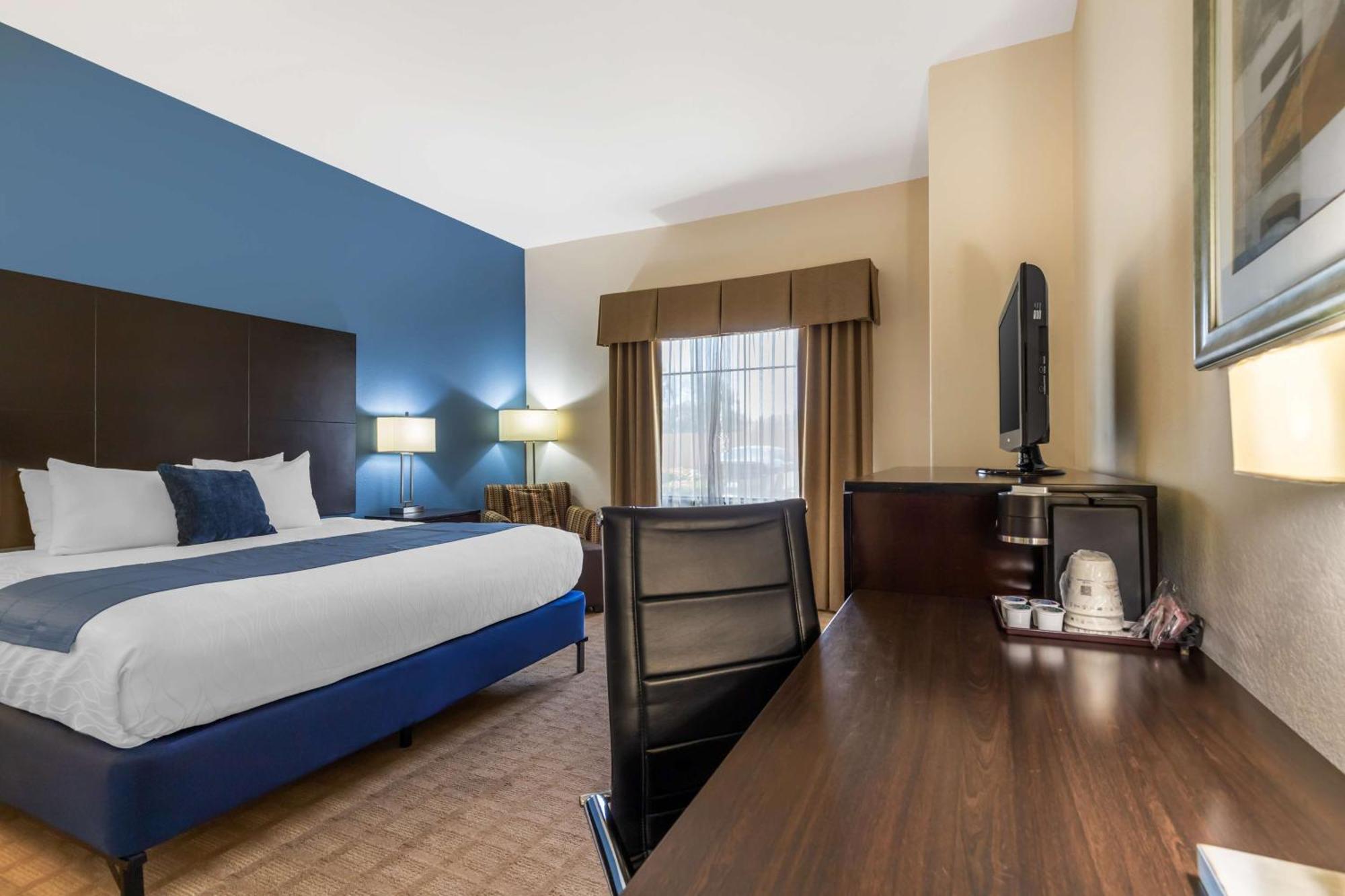 Best Western Plus Lytle Inn And Suites Εξωτερικό φωτογραφία