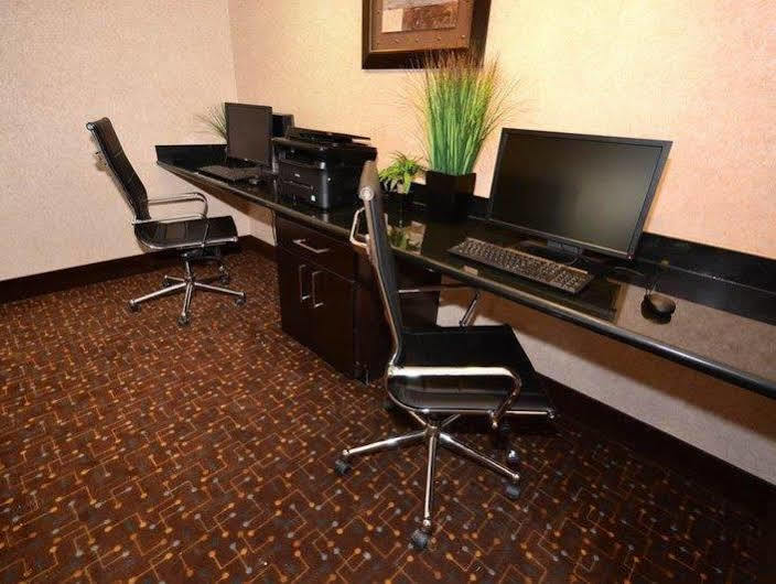 Best Western Plus Lytle Inn And Suites Εξωτερικό φωτογραφία